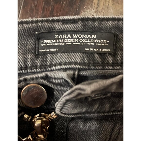 Zara Black Jeans Exposed Zip Patch Work Size USA 4, EUR 36,  MEX 26 - Picture 6 of 8